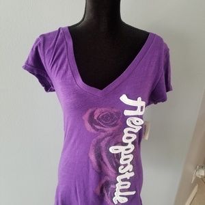Aeropostale V-Neck Shirt